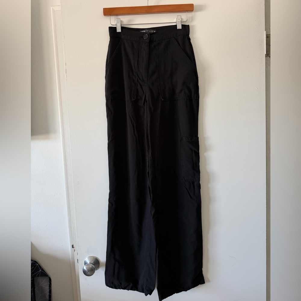 Zara Black Wide-Leg Cargo Trousers
